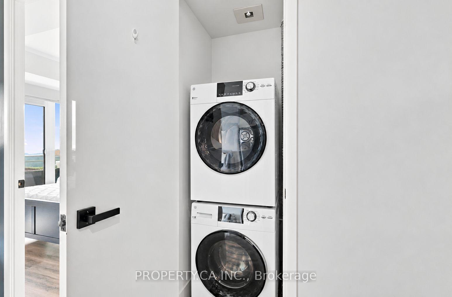 165 Legion Road N 2029, Toronto Unit: 2029