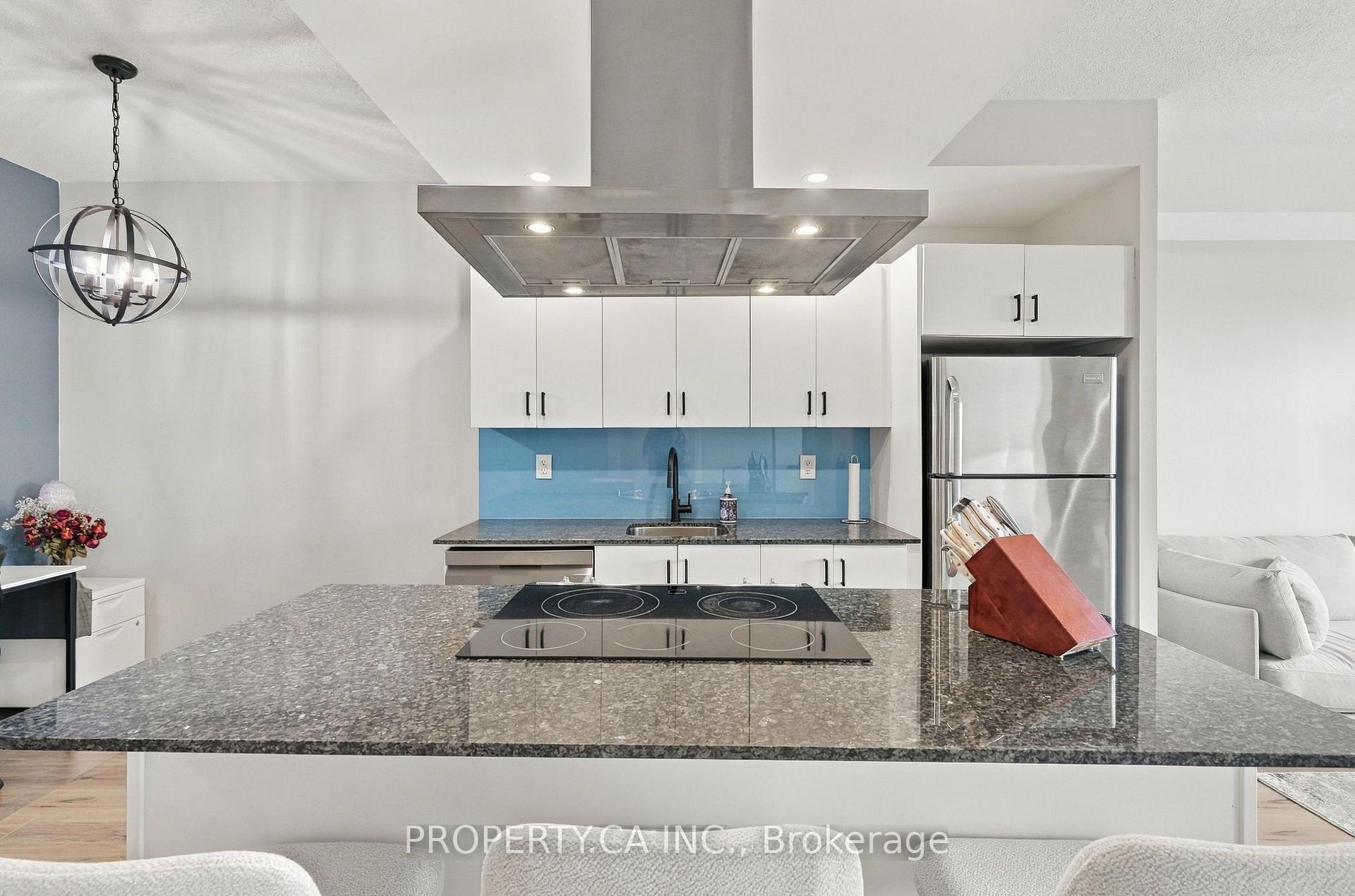 165 Legion Road N 2029, Toronto Unit: 2029