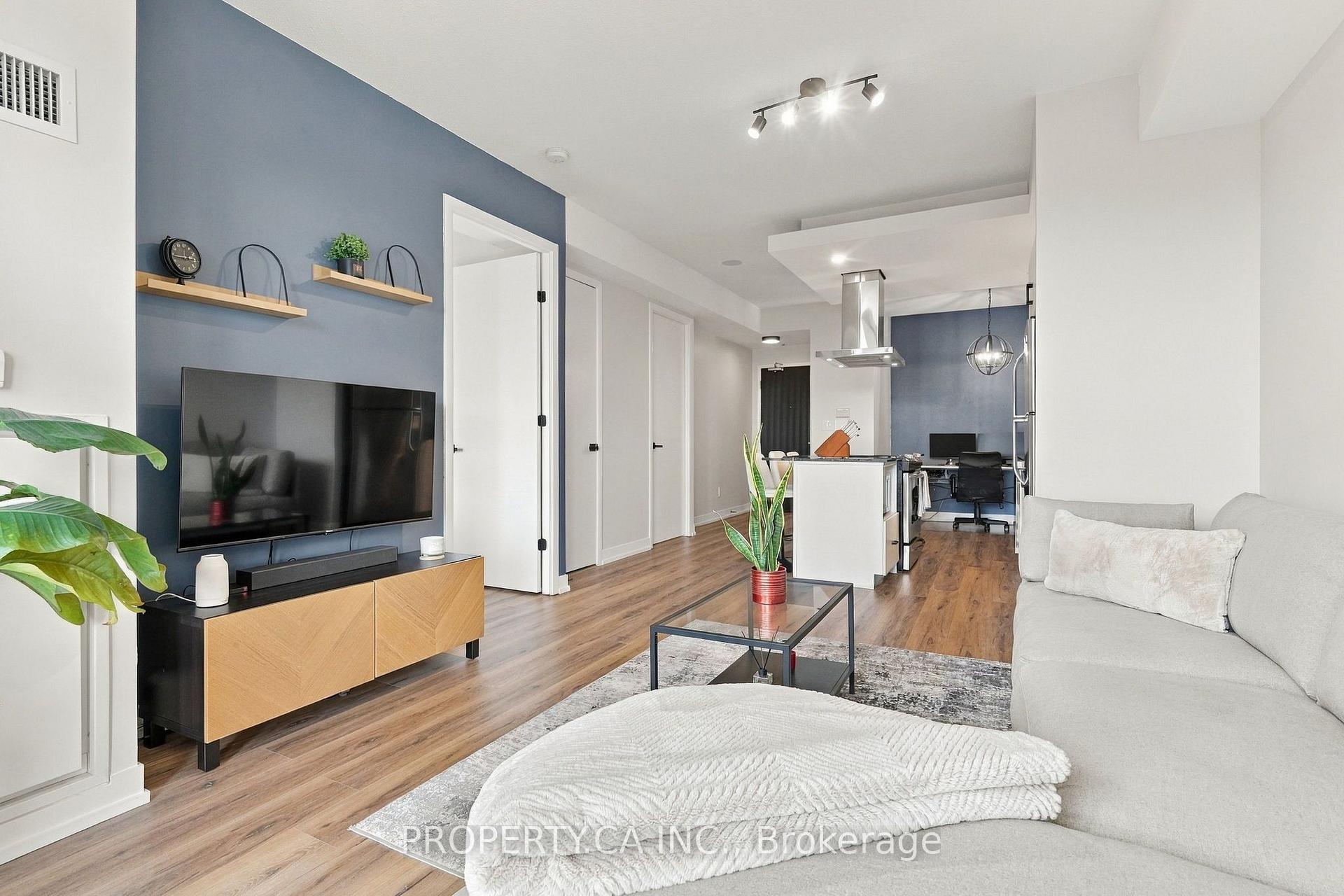165 Legion Road N 2029, Toronto Unit: 2029