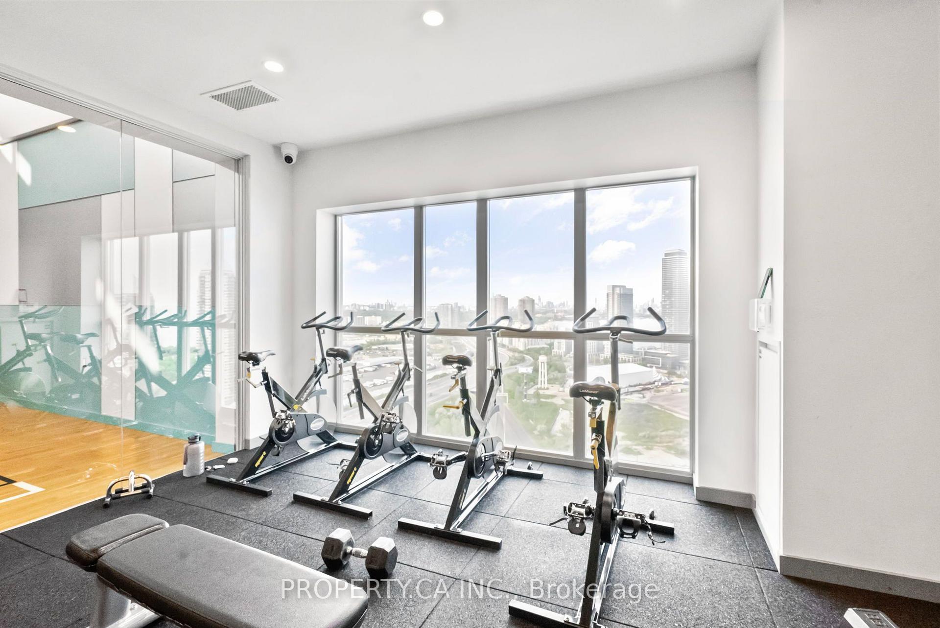 165 Legion Road N 2029, Toronto Unit: 2029