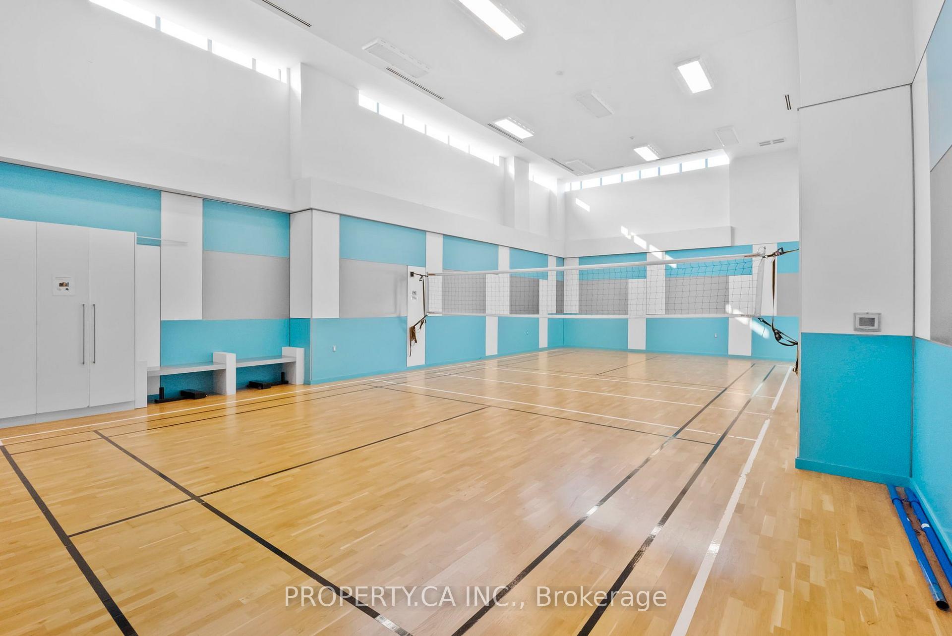 165 Legion Road N 2029, Toronto Unit: 2029