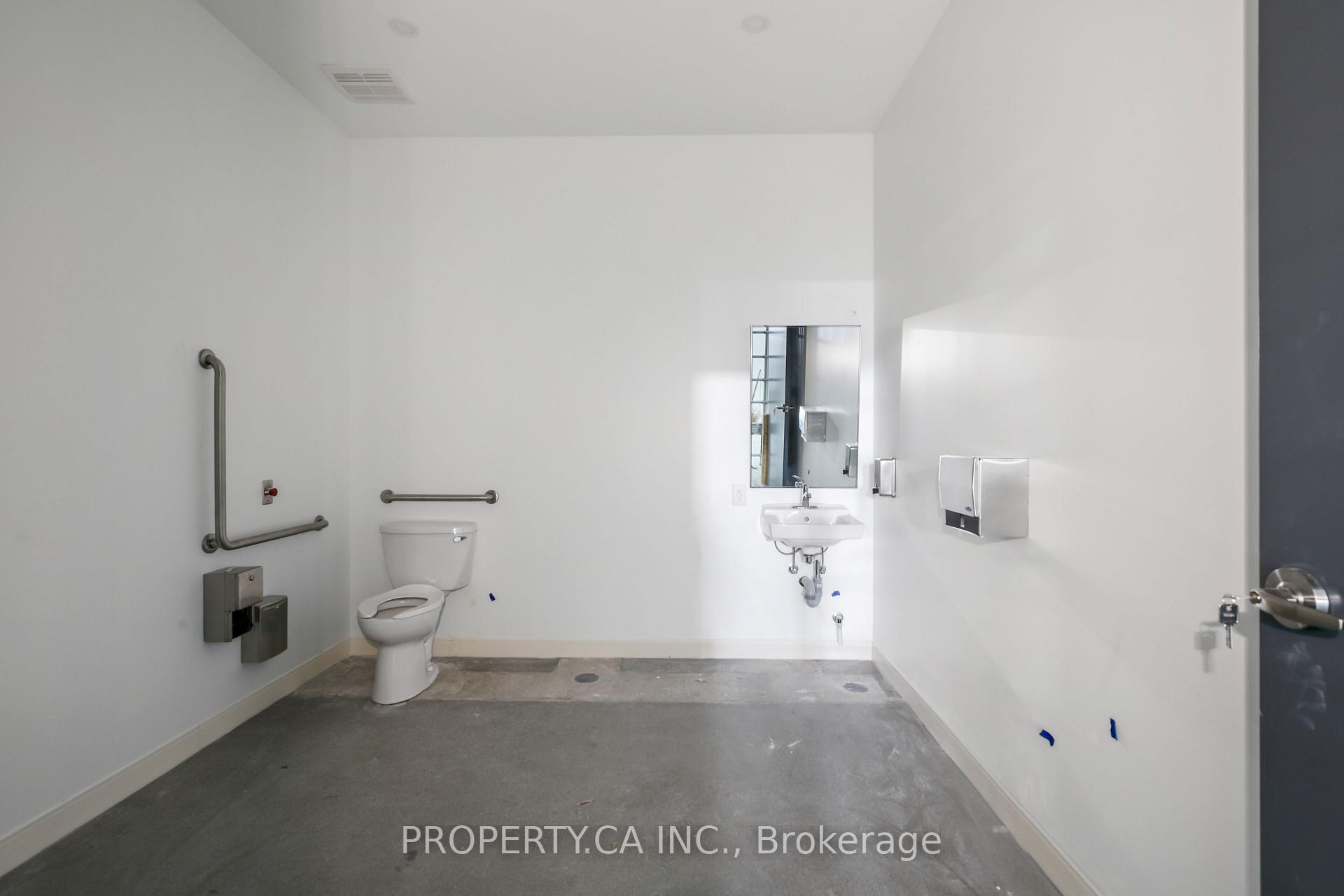 111 Steinway Boulevard A4, Toronto Unit: A4