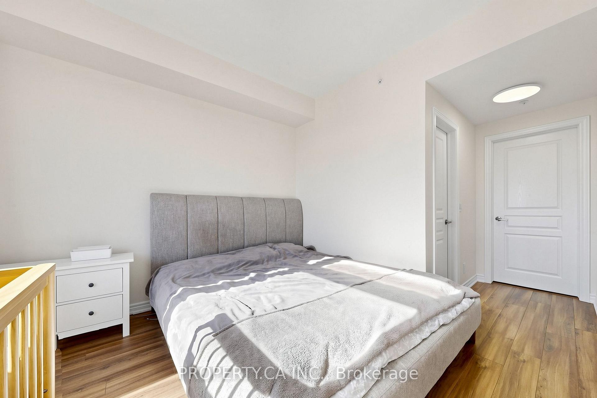 457 Plains Road E 221