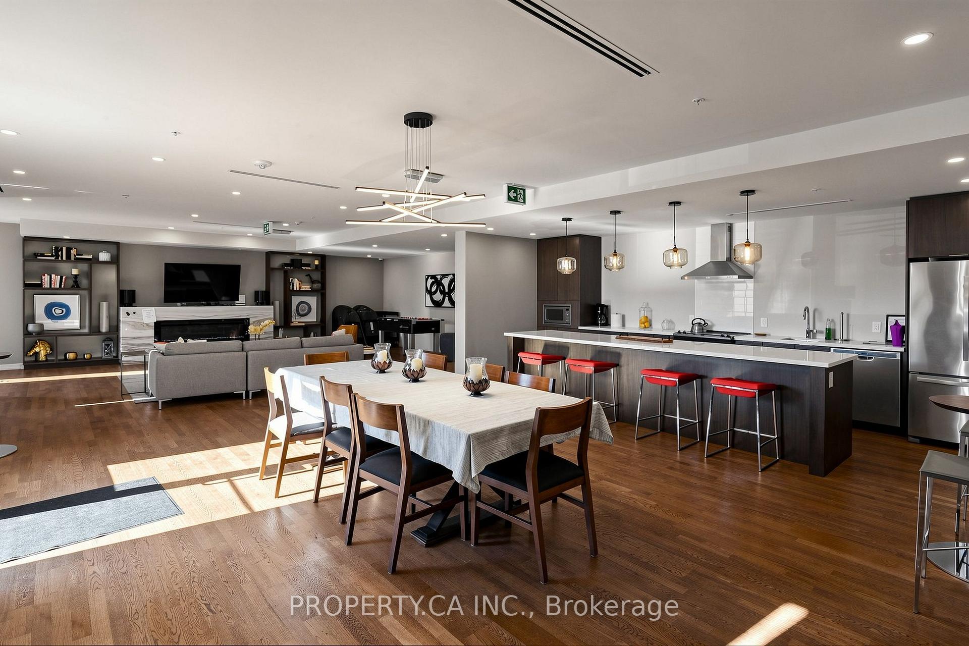 457 Plains Road E 221
