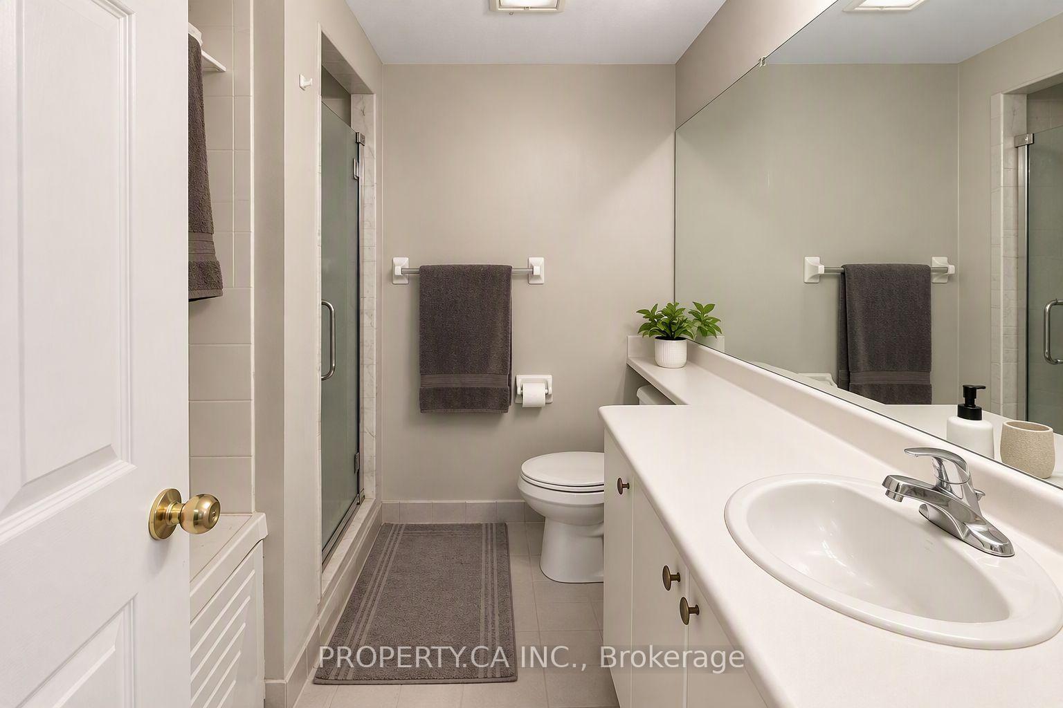 6 Humberline Drive 514, Toronto Unit: 514