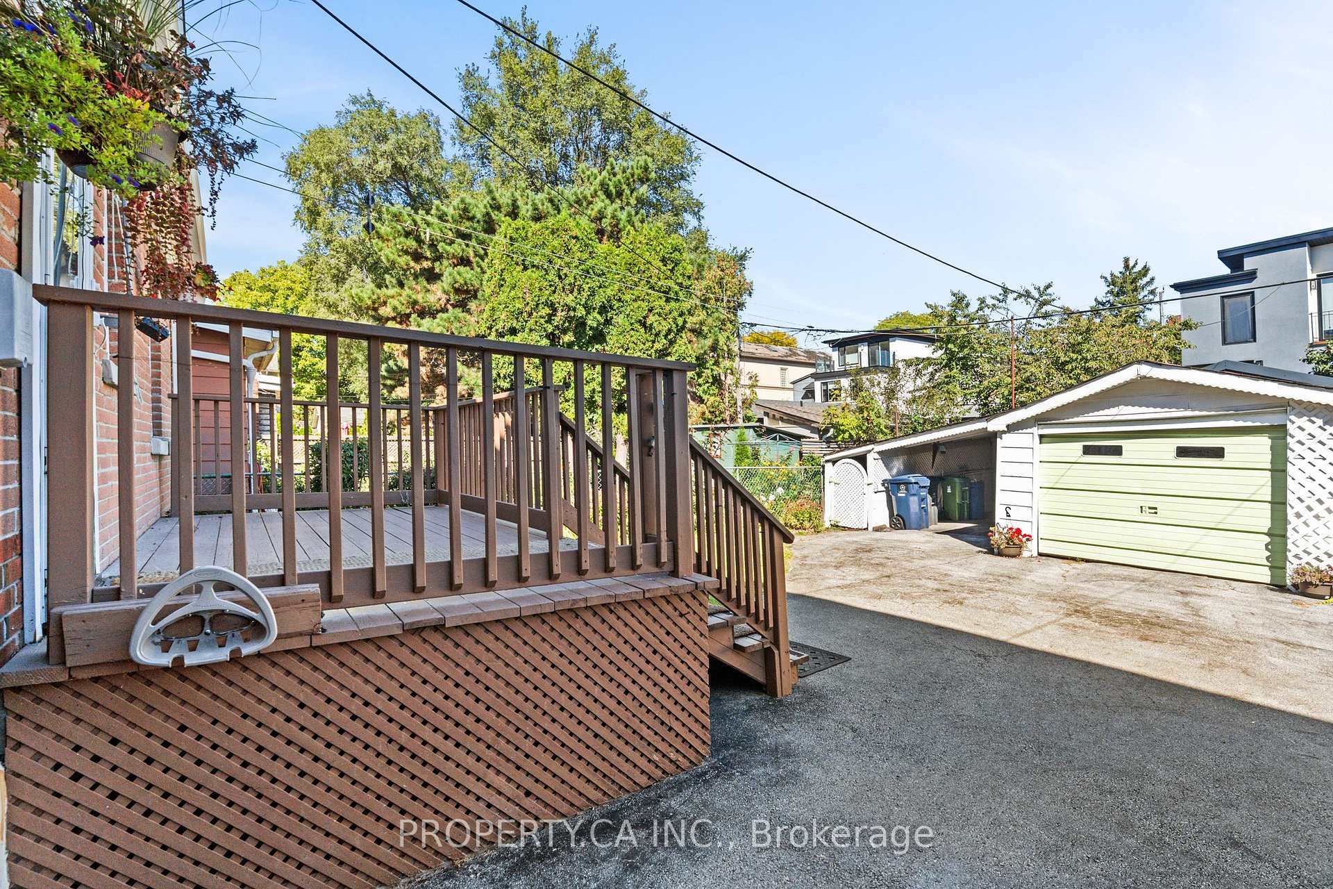 16 Warren Crescent, Toronto
