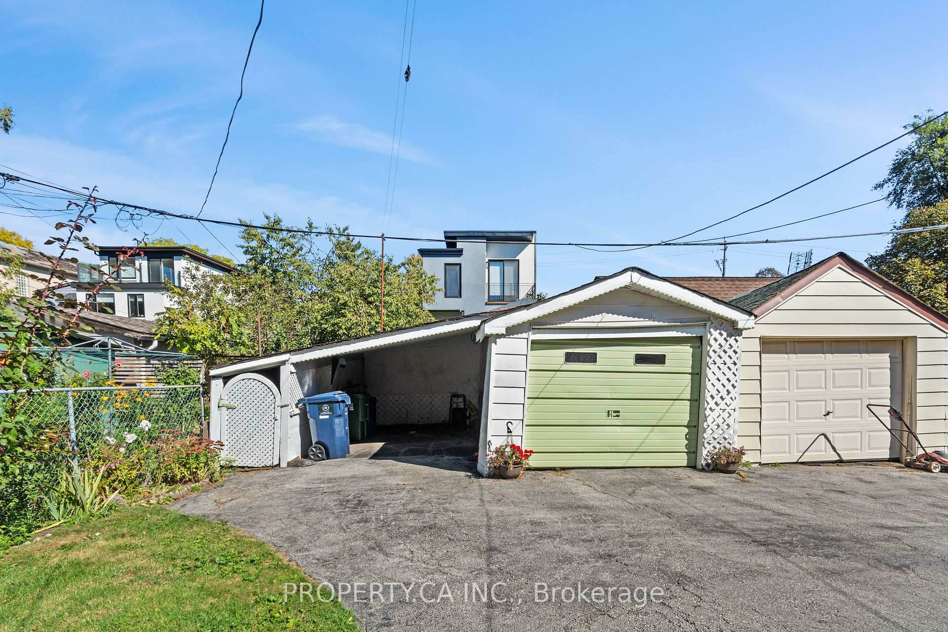 16 Warren Crescent, Toronto