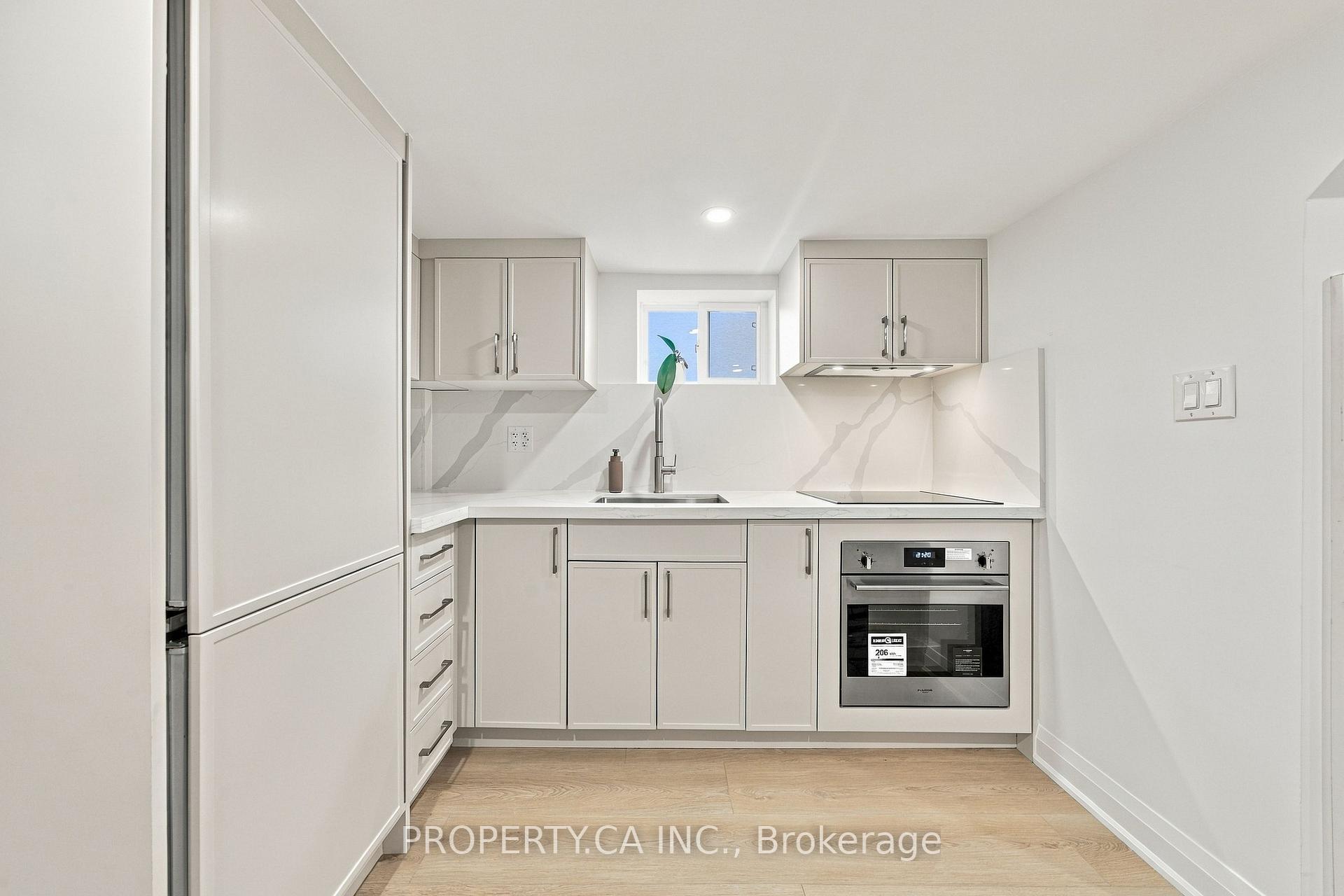 44 Daniels Street, Toronto