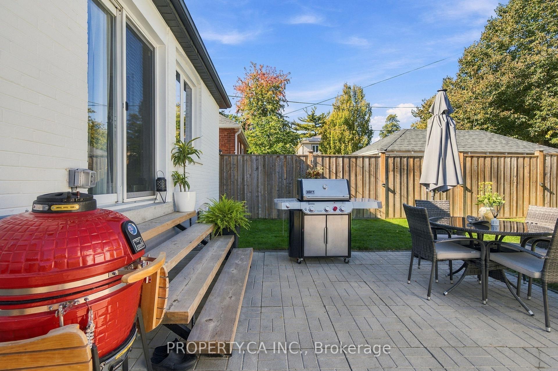 44 Daniels Street, Toronto