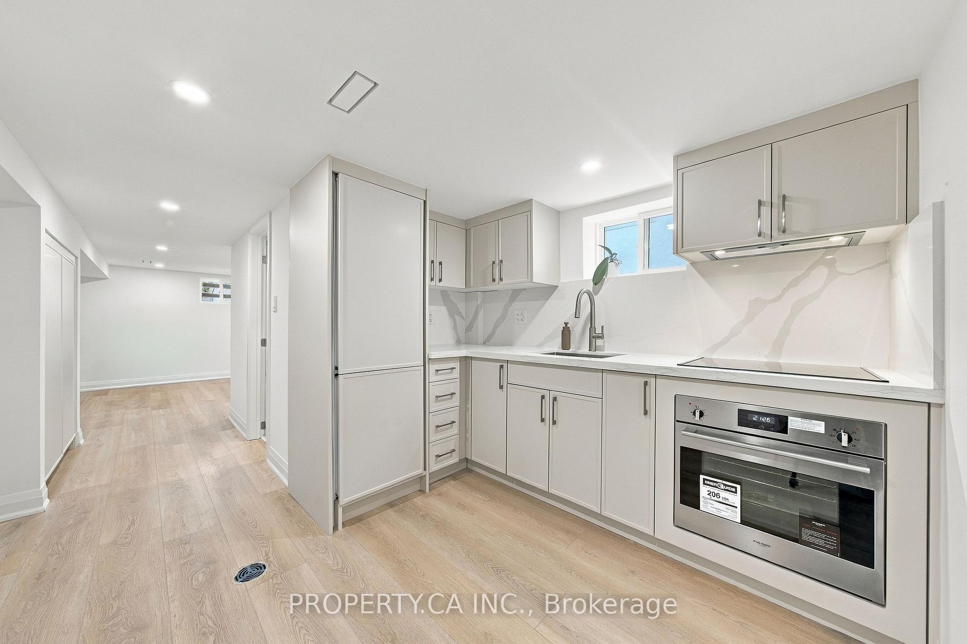 44 Daniels Street, Toronto