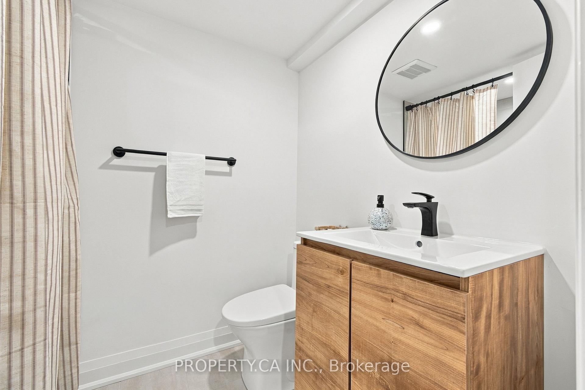 44 Daniels Street, Toronto