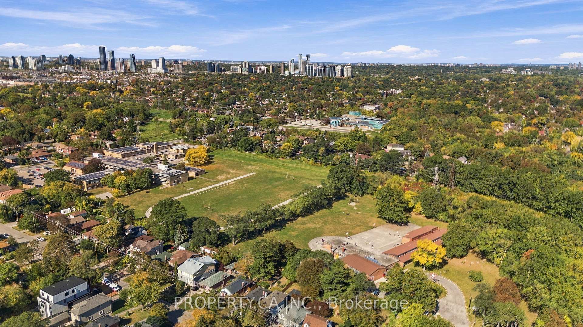 44 Daniels Street, Toronto