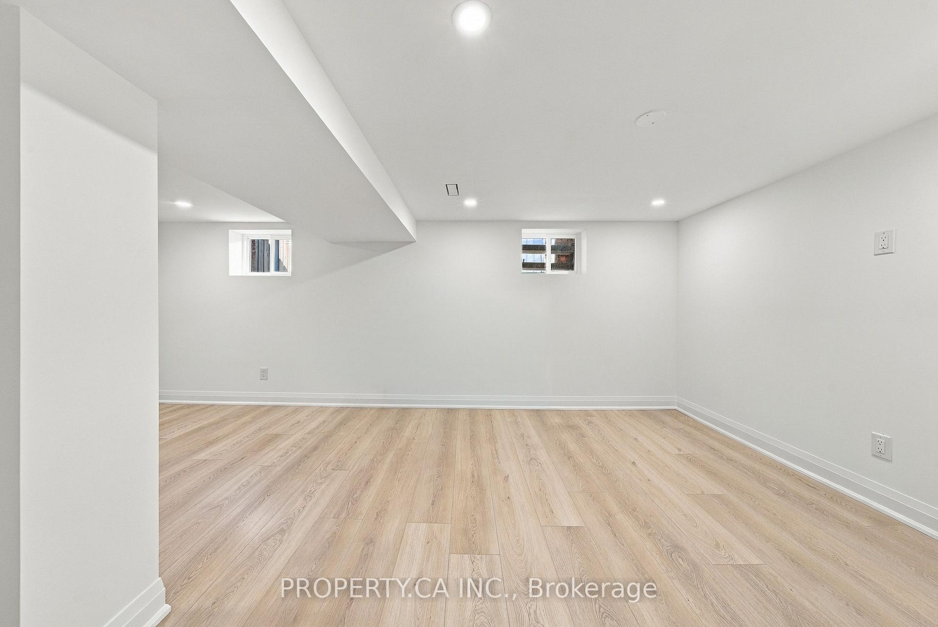 44 Daniels Street, Toronto