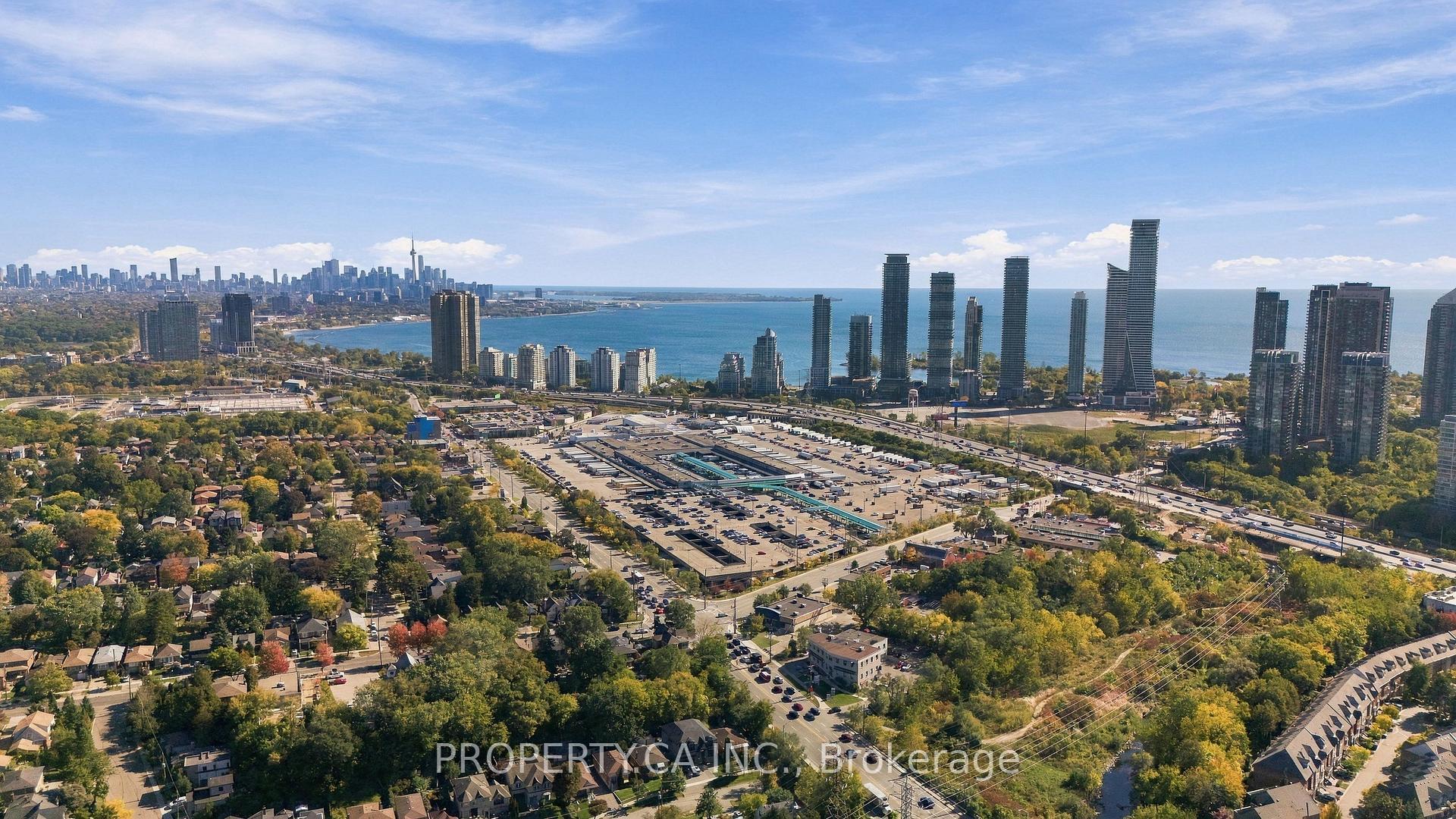 44 Daniels Street, Toronto