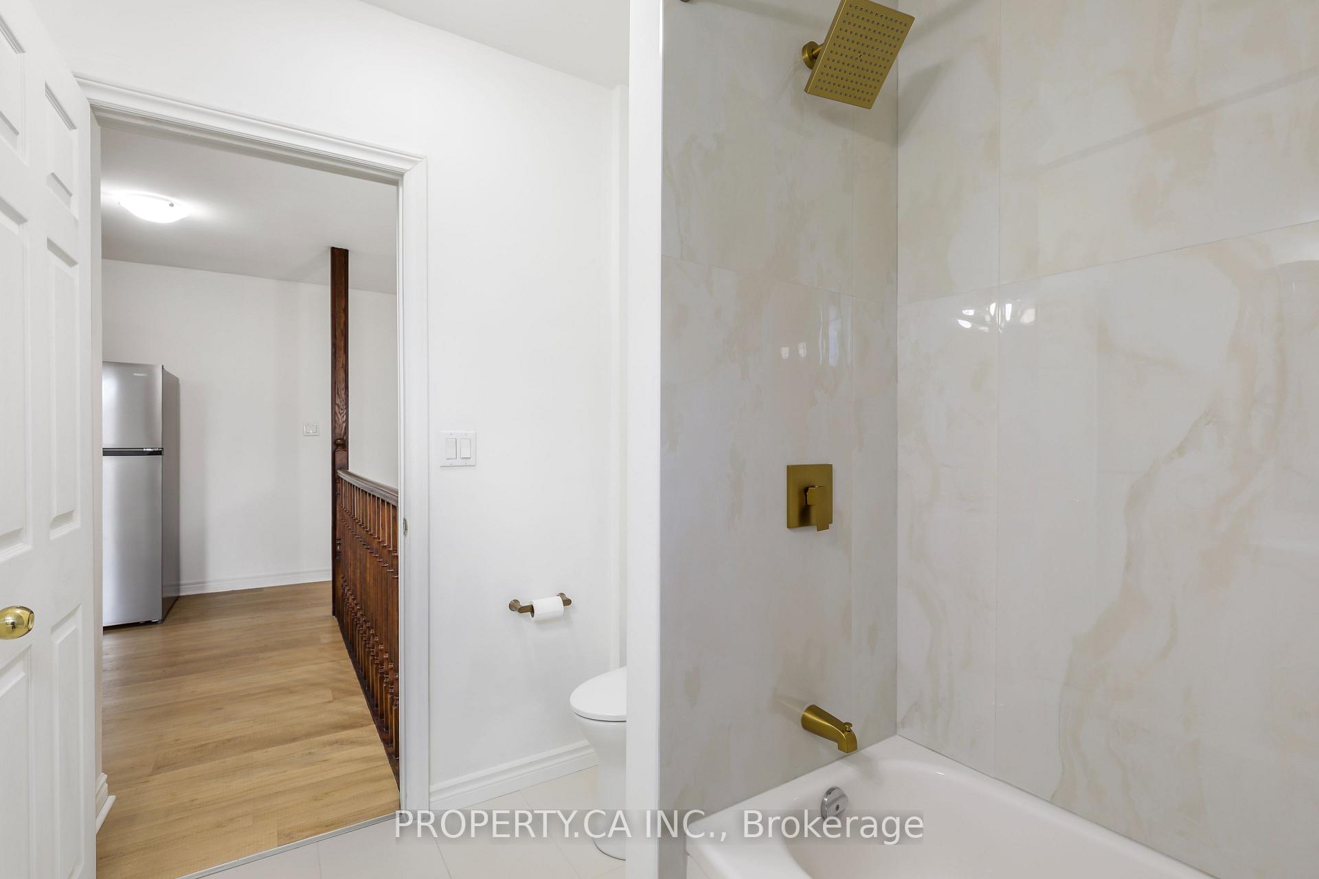 121 Melrose Street 3, Toronto Unit: 3