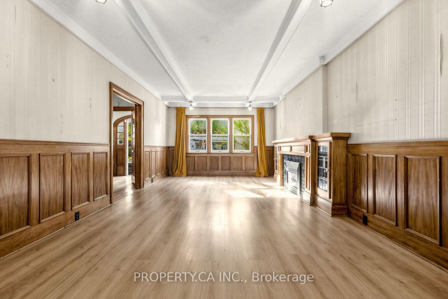 54 Baby Point Road, Toronto