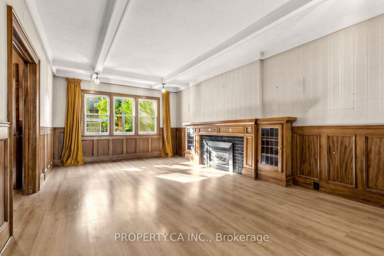 54 Baby Point Road, Toronto