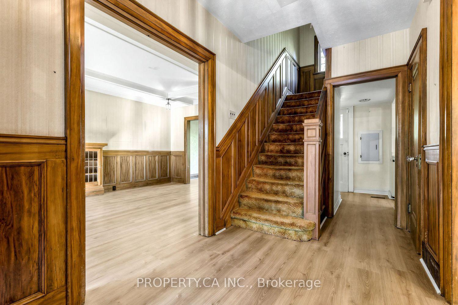 54 Baby Point Road, Toronto