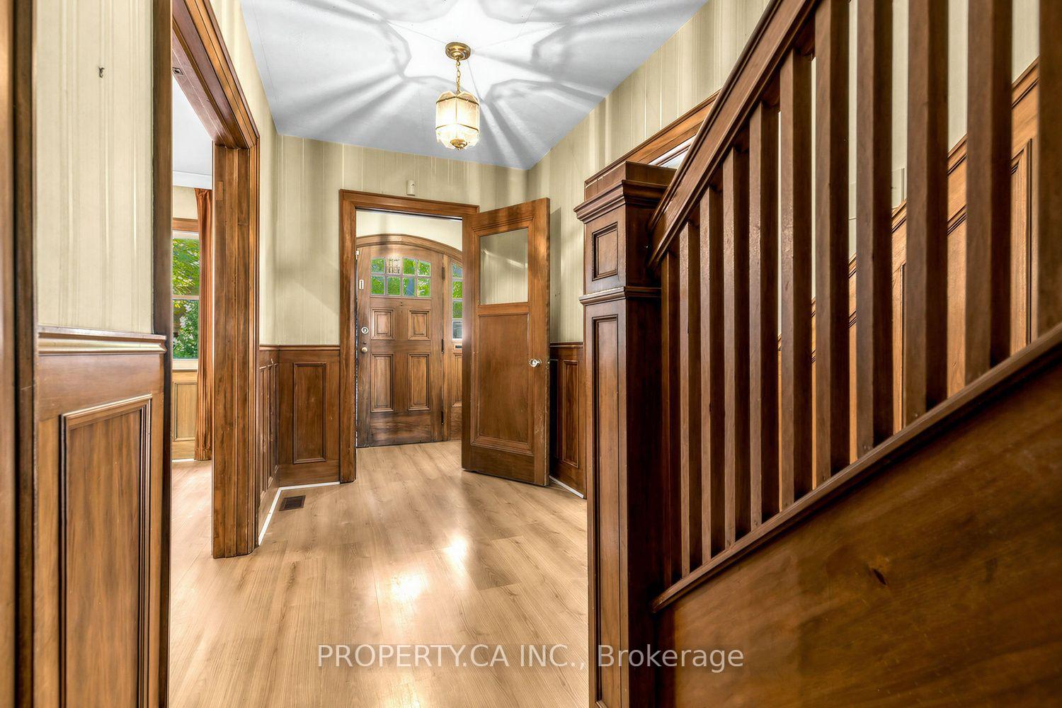 54 Baby Point Road, Toronto
