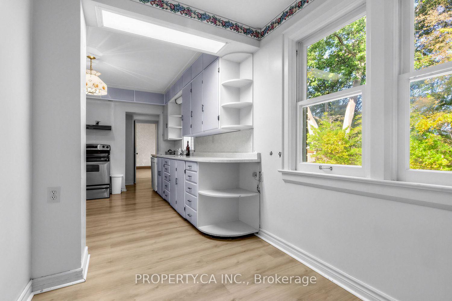 54 Baby Point Road, Toronto