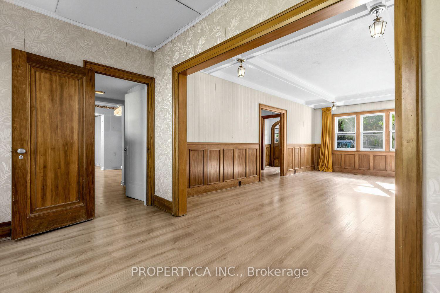 54 Baby Point Road, Toronto