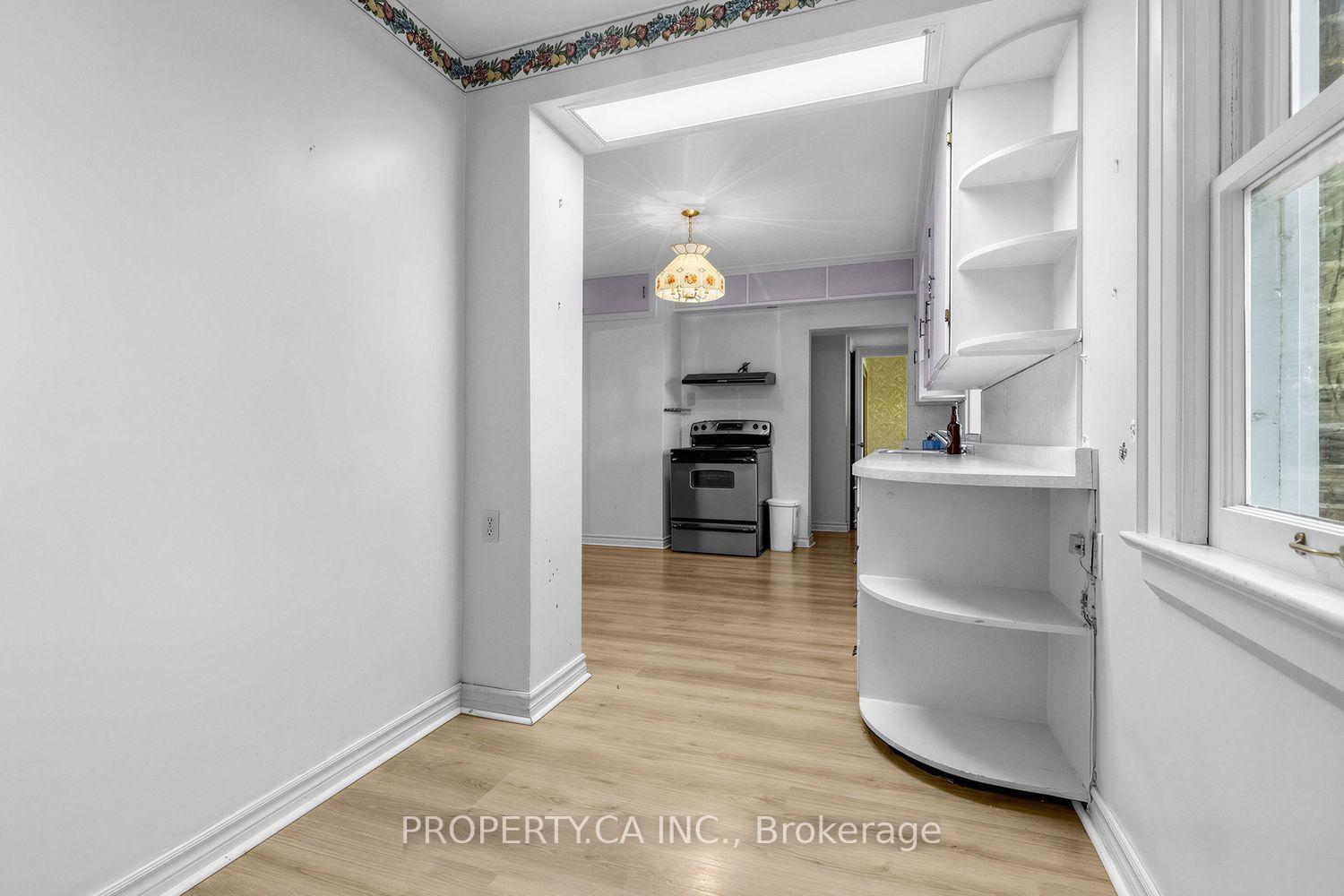 54 Baby Point Road, Toronto