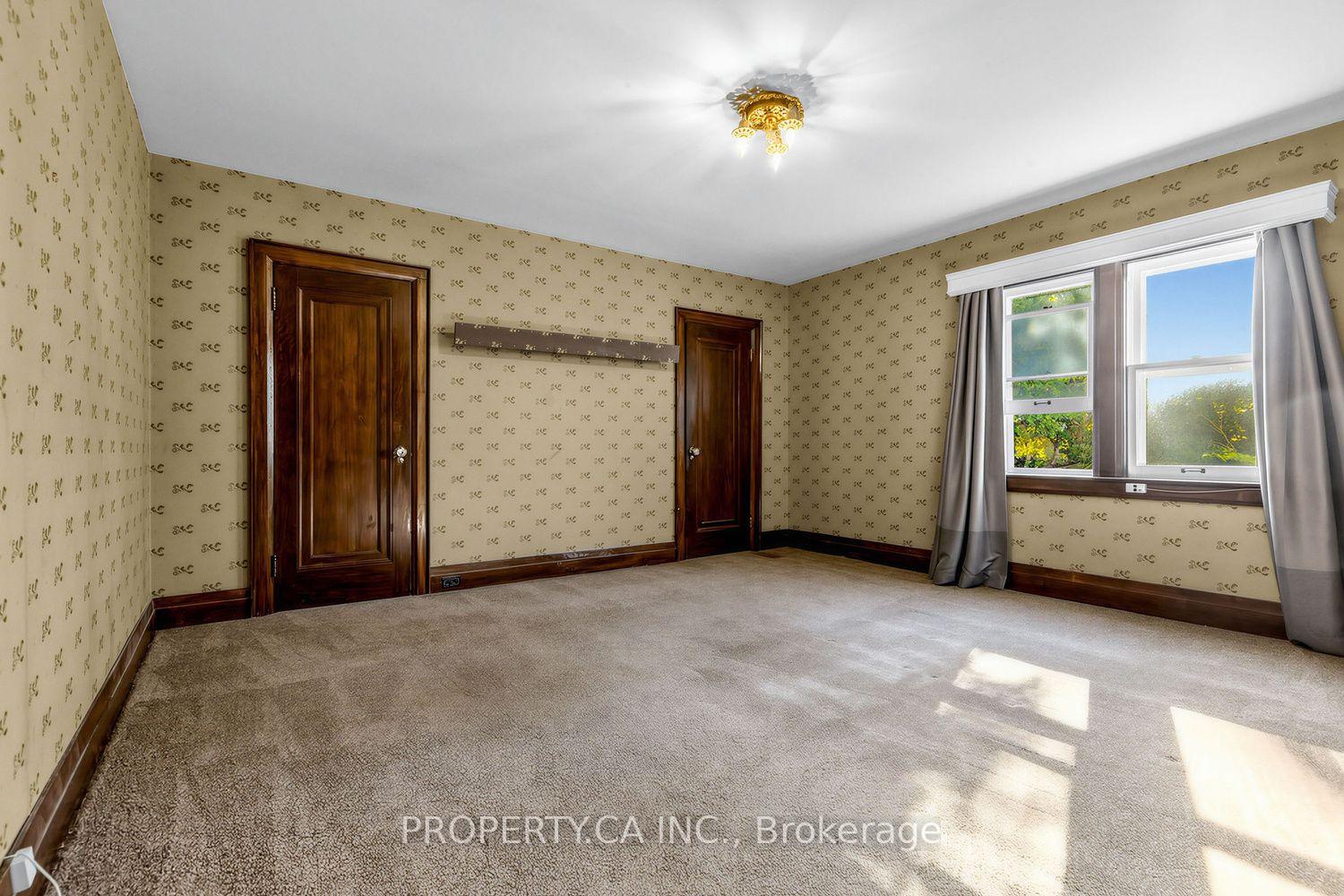 54 Baby Point Road, Toronto
