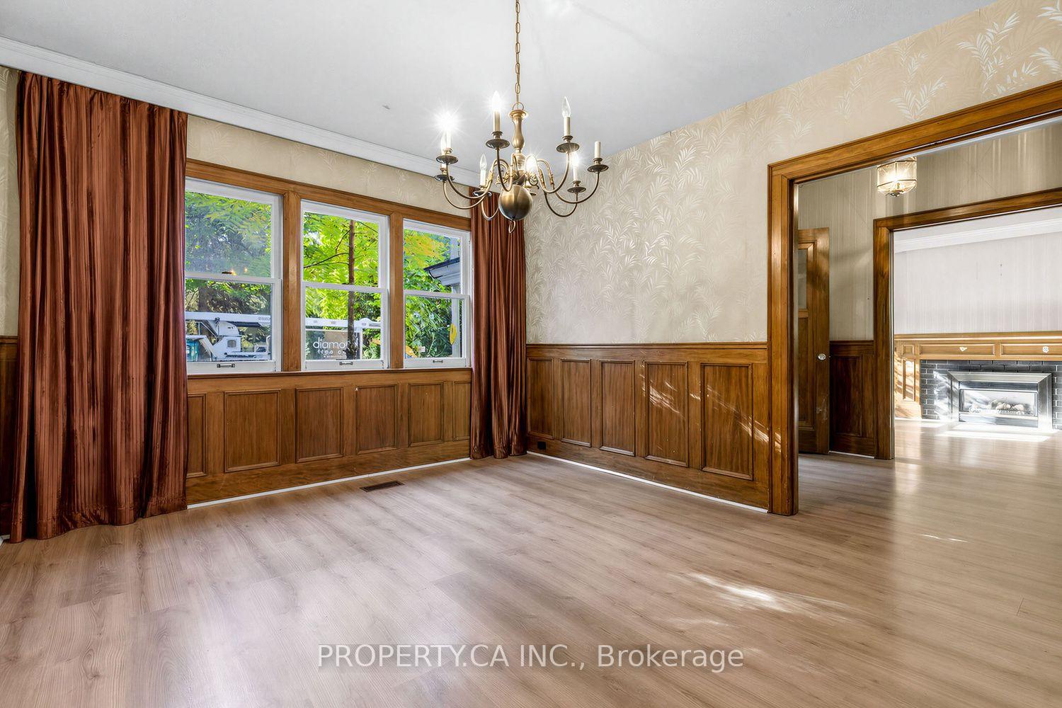 54 Baby Point Road, Toronto