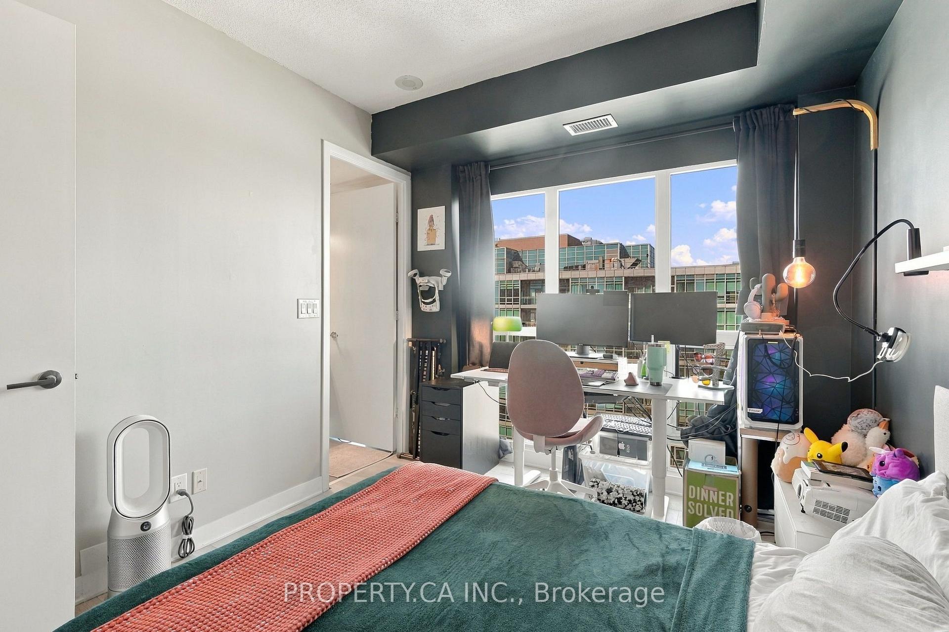 165 Legion Road 2032, Toronto Unit: 2032