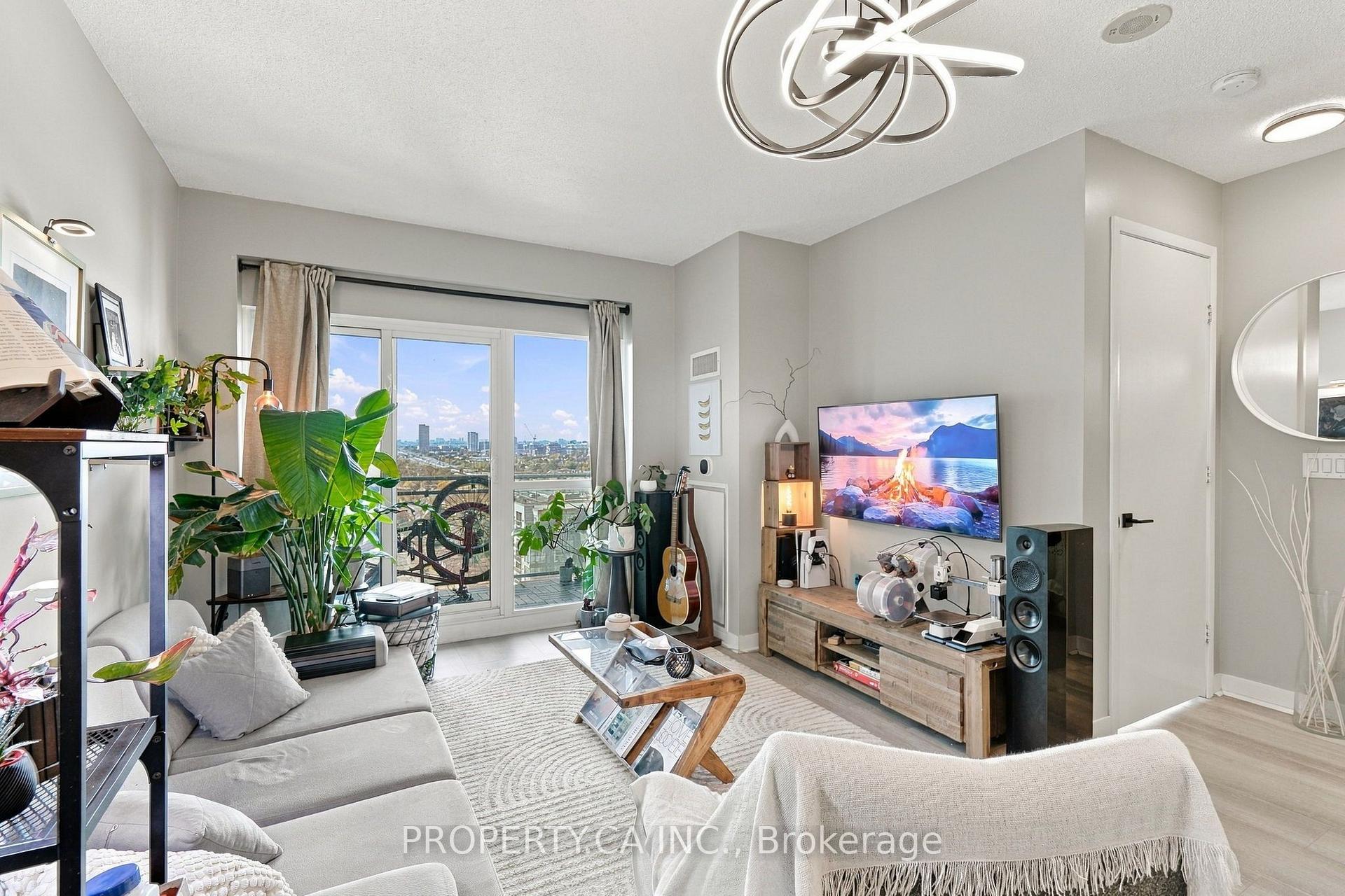165 Legion Road 2032, Toronto Unit: 2032