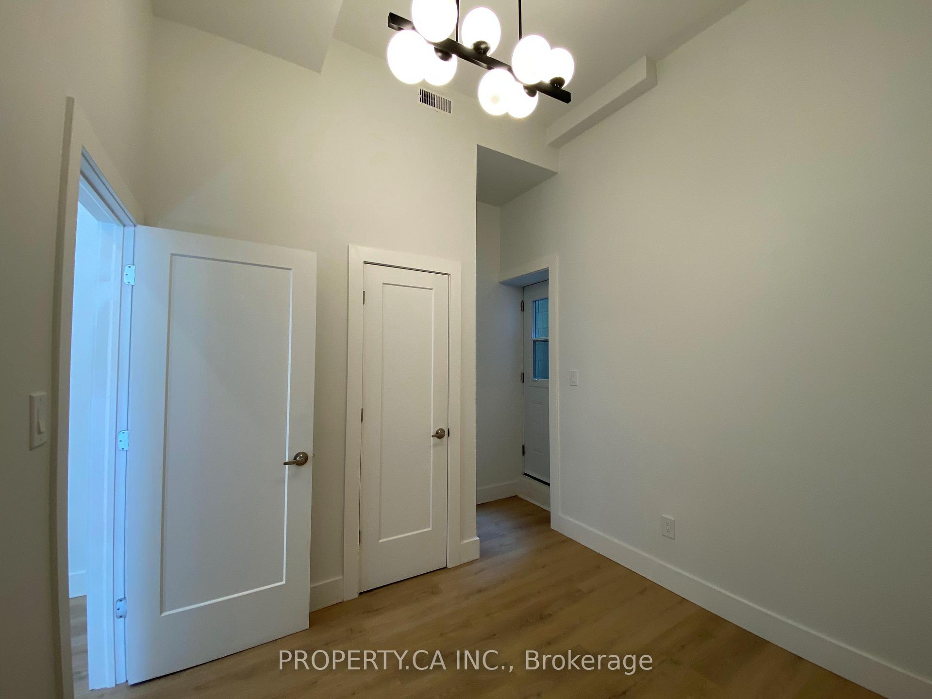 3100 Dundas Street W 2, Toronto Unit: 2