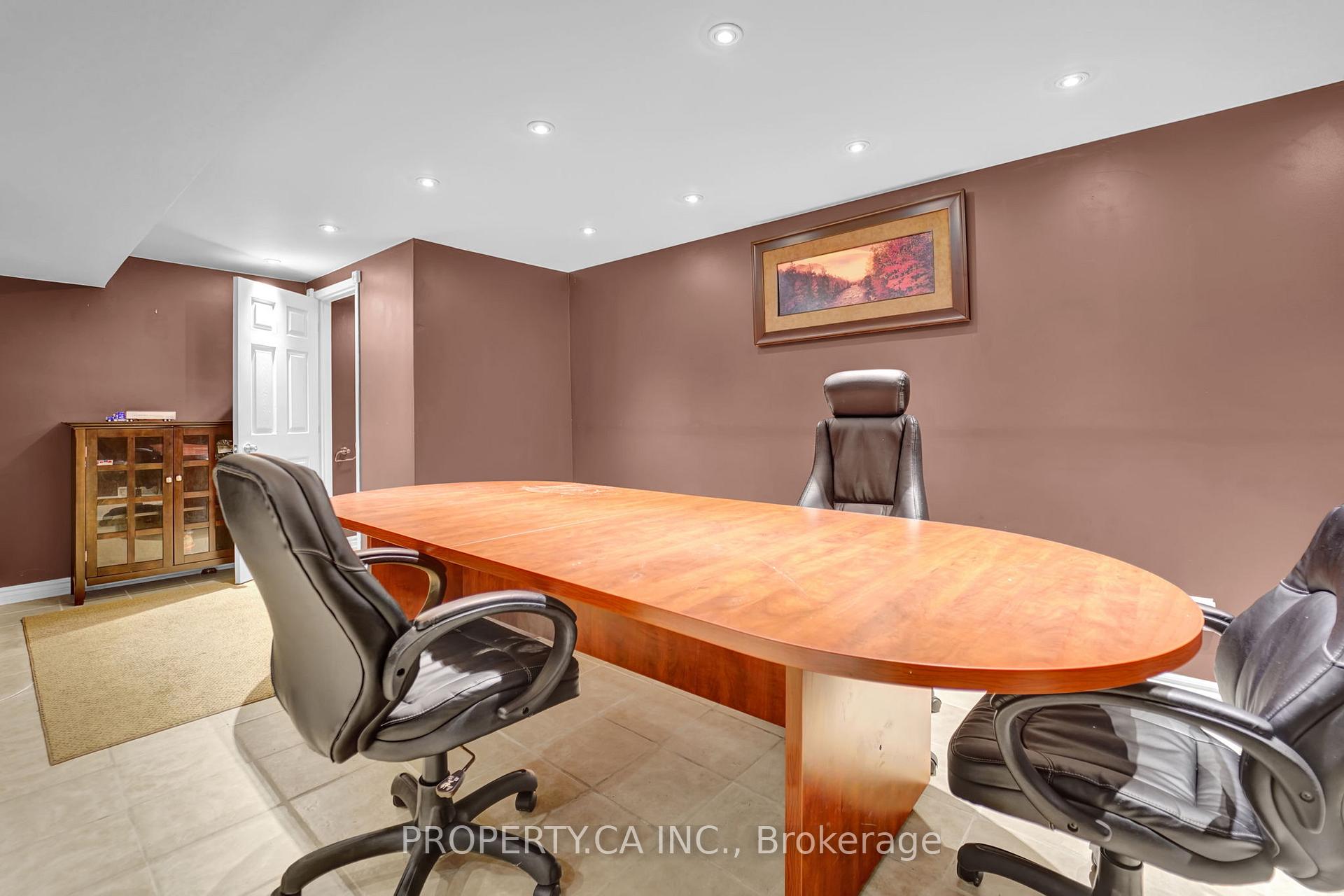 188 Parkdale Avenue N