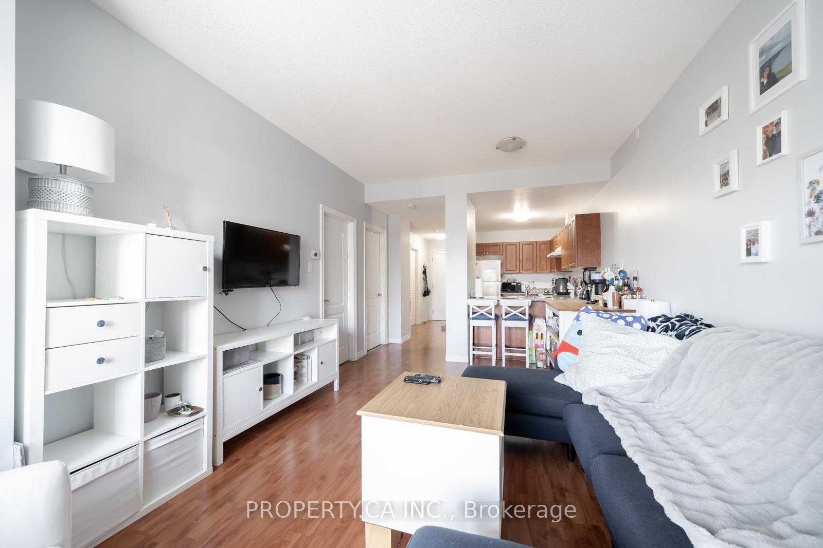 135 James Street S 605