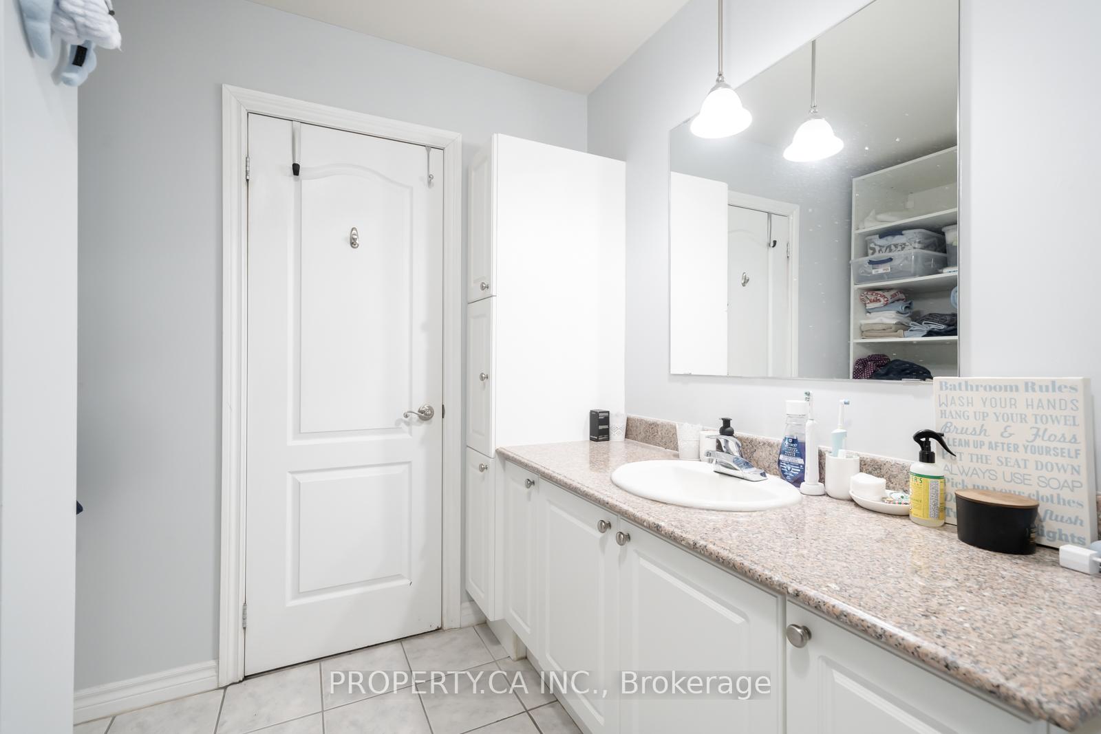 135 James Street S 605