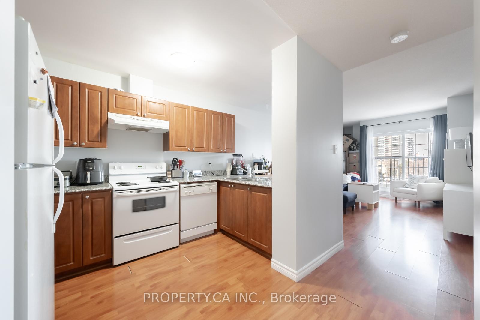 135 James Street S 605