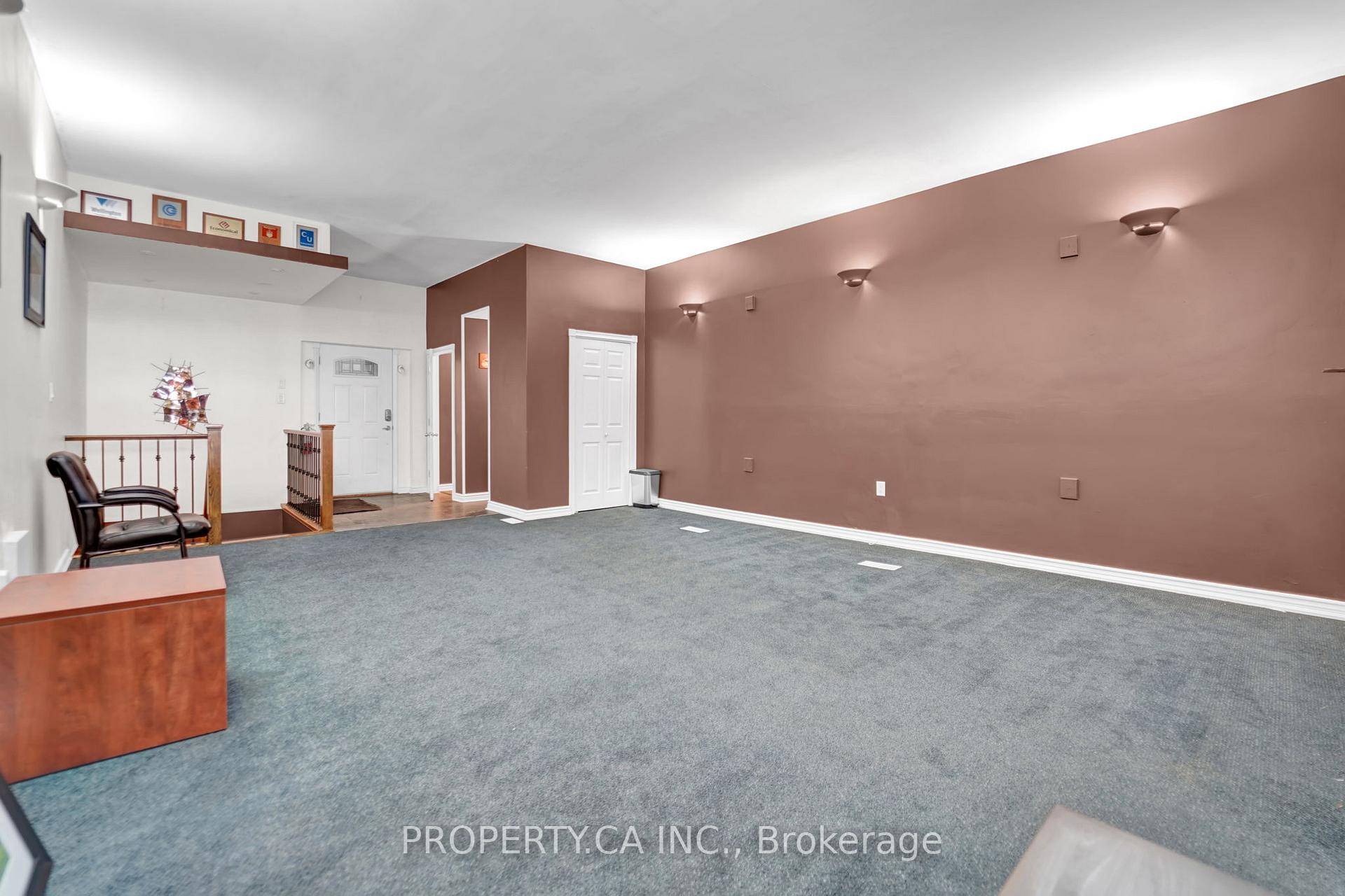 188 Parkdale Avenue N