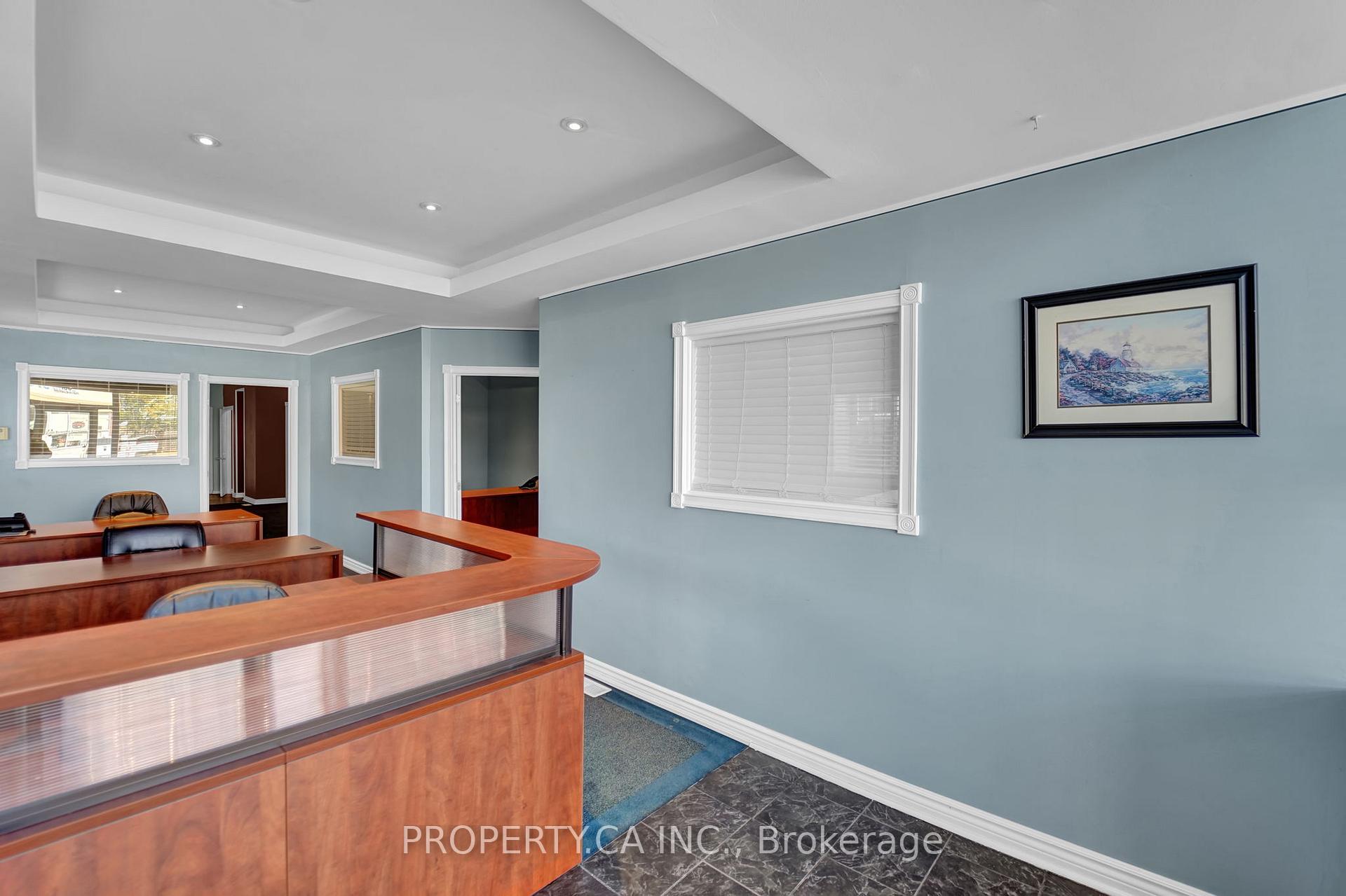 188 Parkdale Avenue N