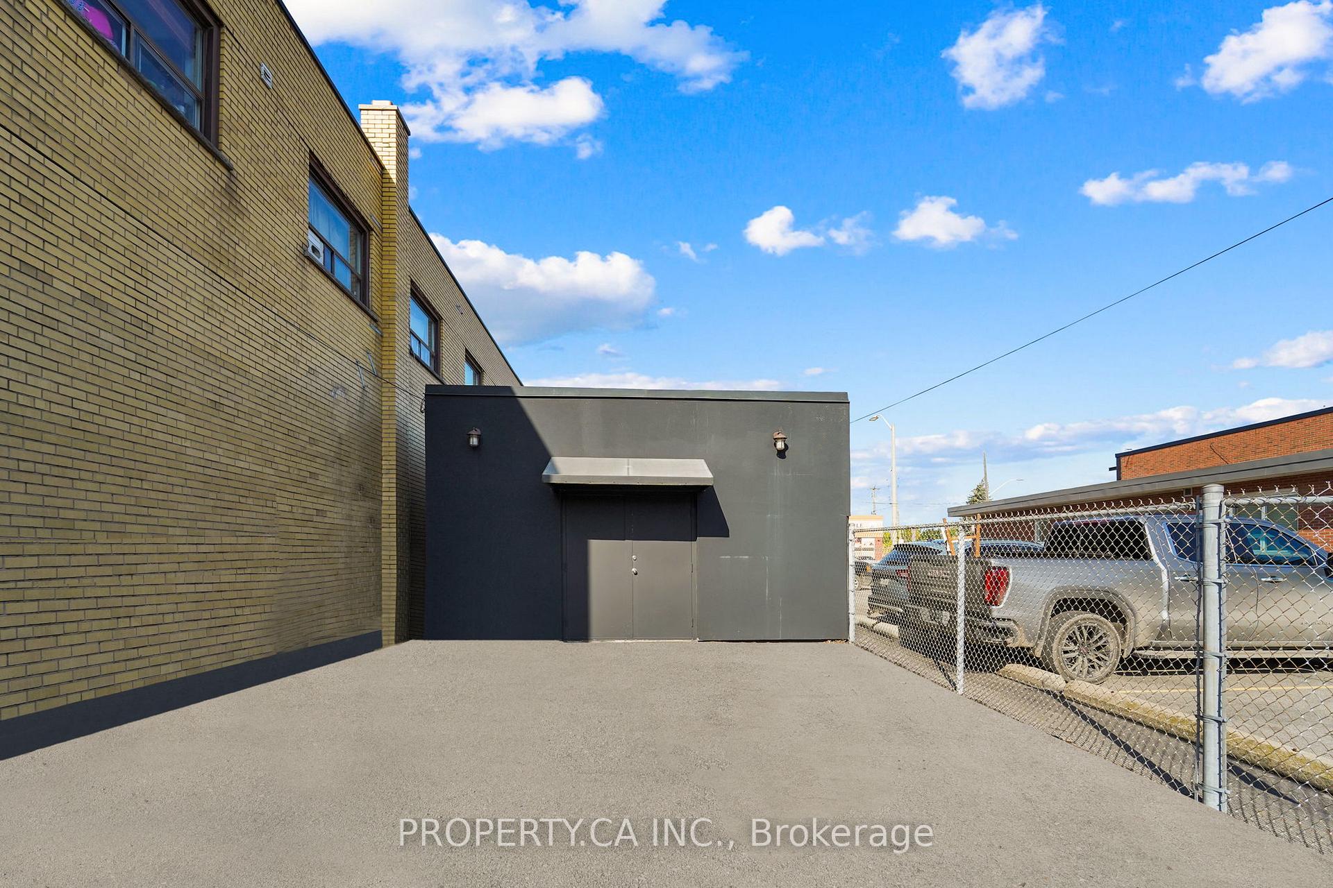 188 Parkdale Avenue N