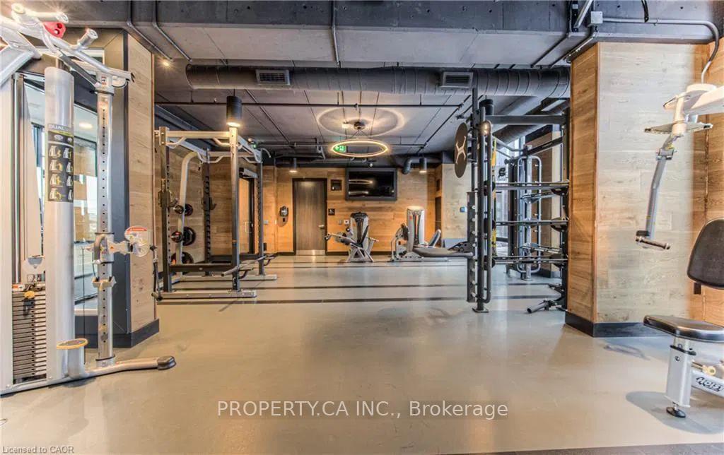 145 Columbia Street W 1001