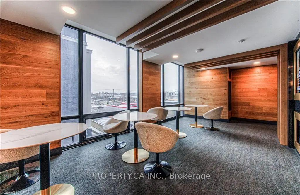 145 Columbia Street W 1001