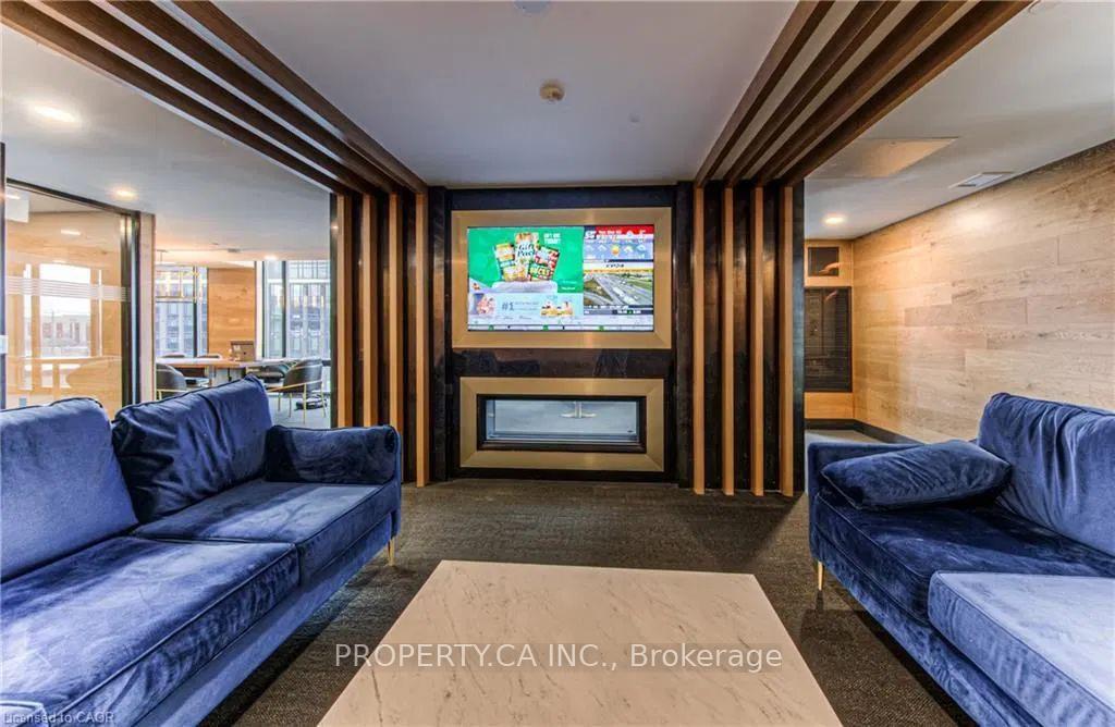 145 Columbia Street W 1001