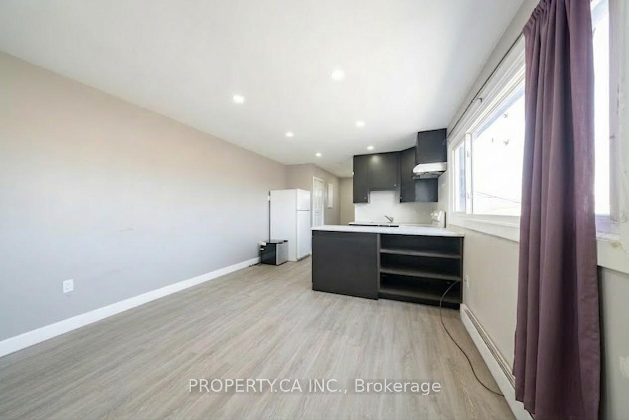 438 8 Highway #2 Upper