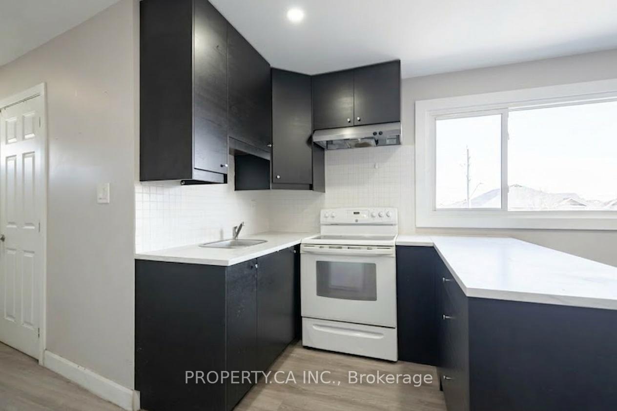 438 8 Highway #2 Upper