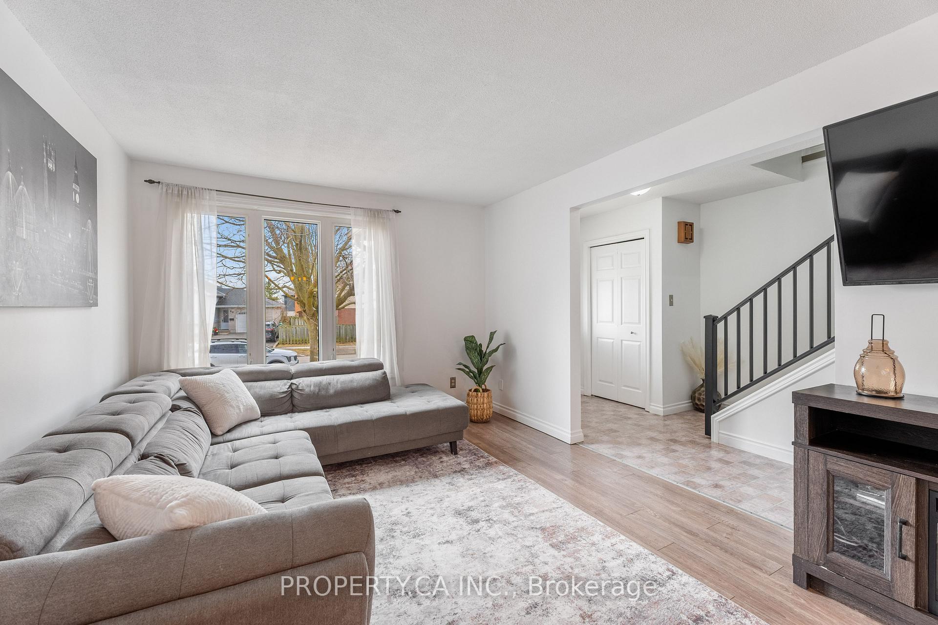 81 Stirling Macgregor Drive