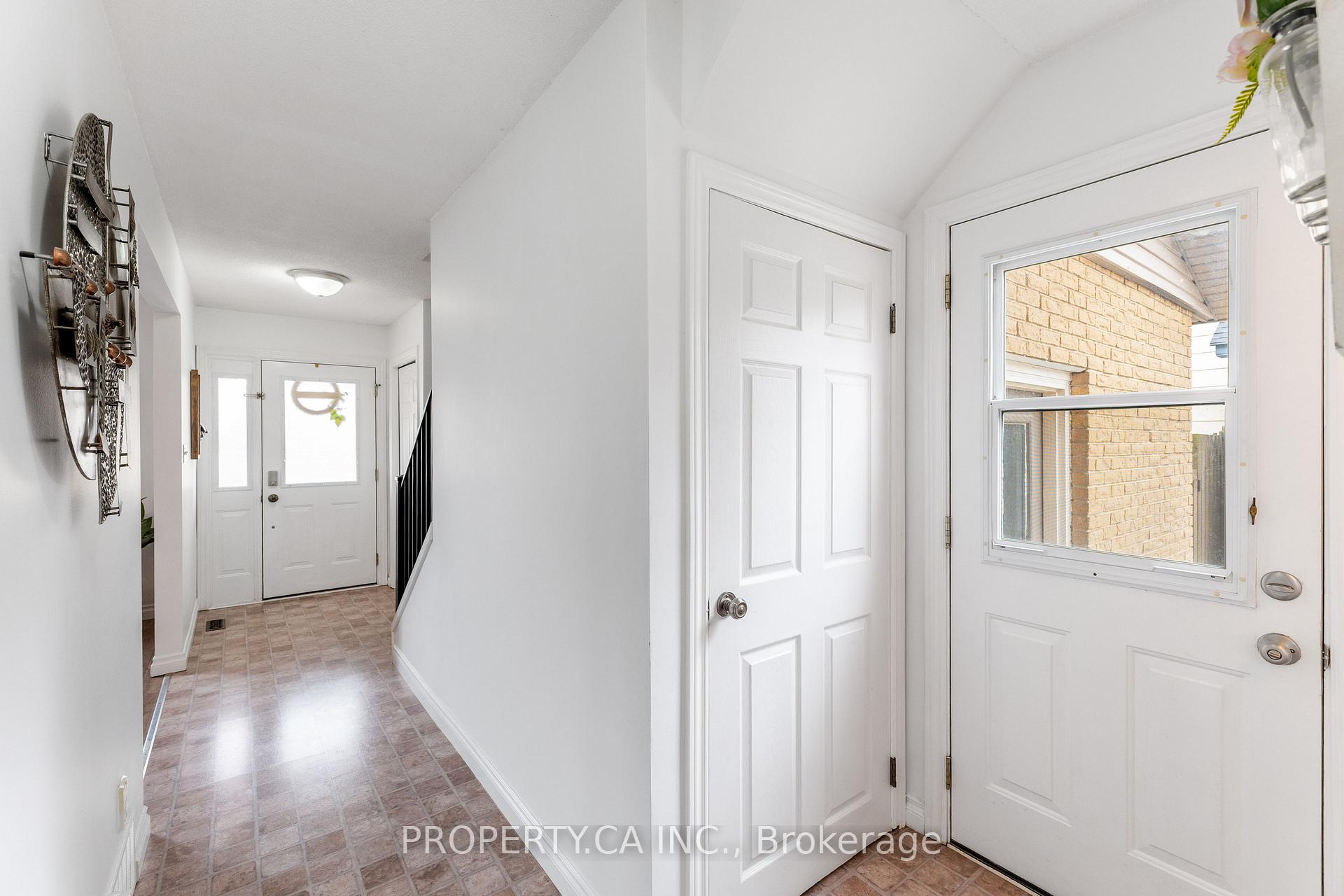 81 Stirling Macgregor Drive