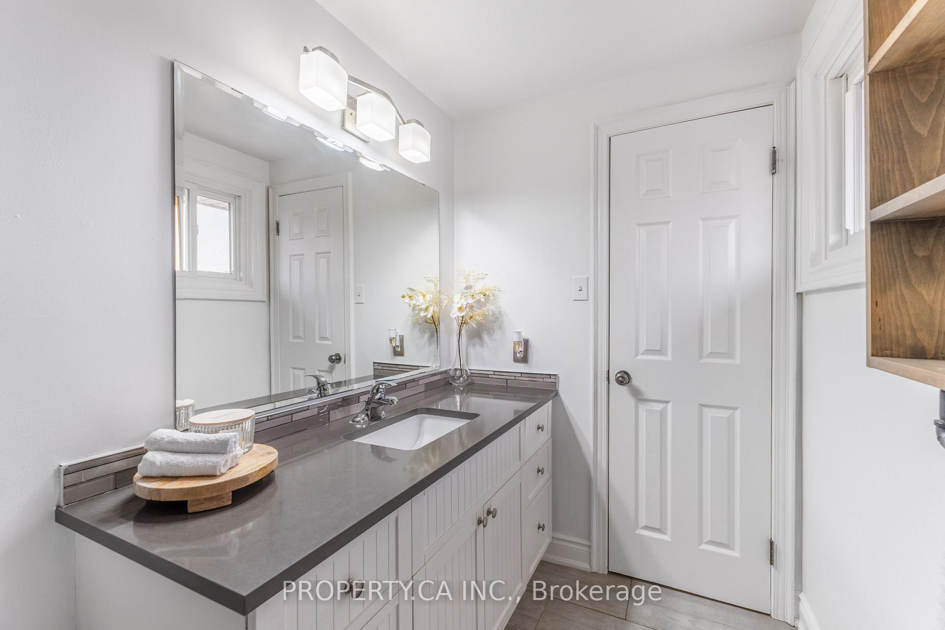 81 Stirling Macgregor Drive