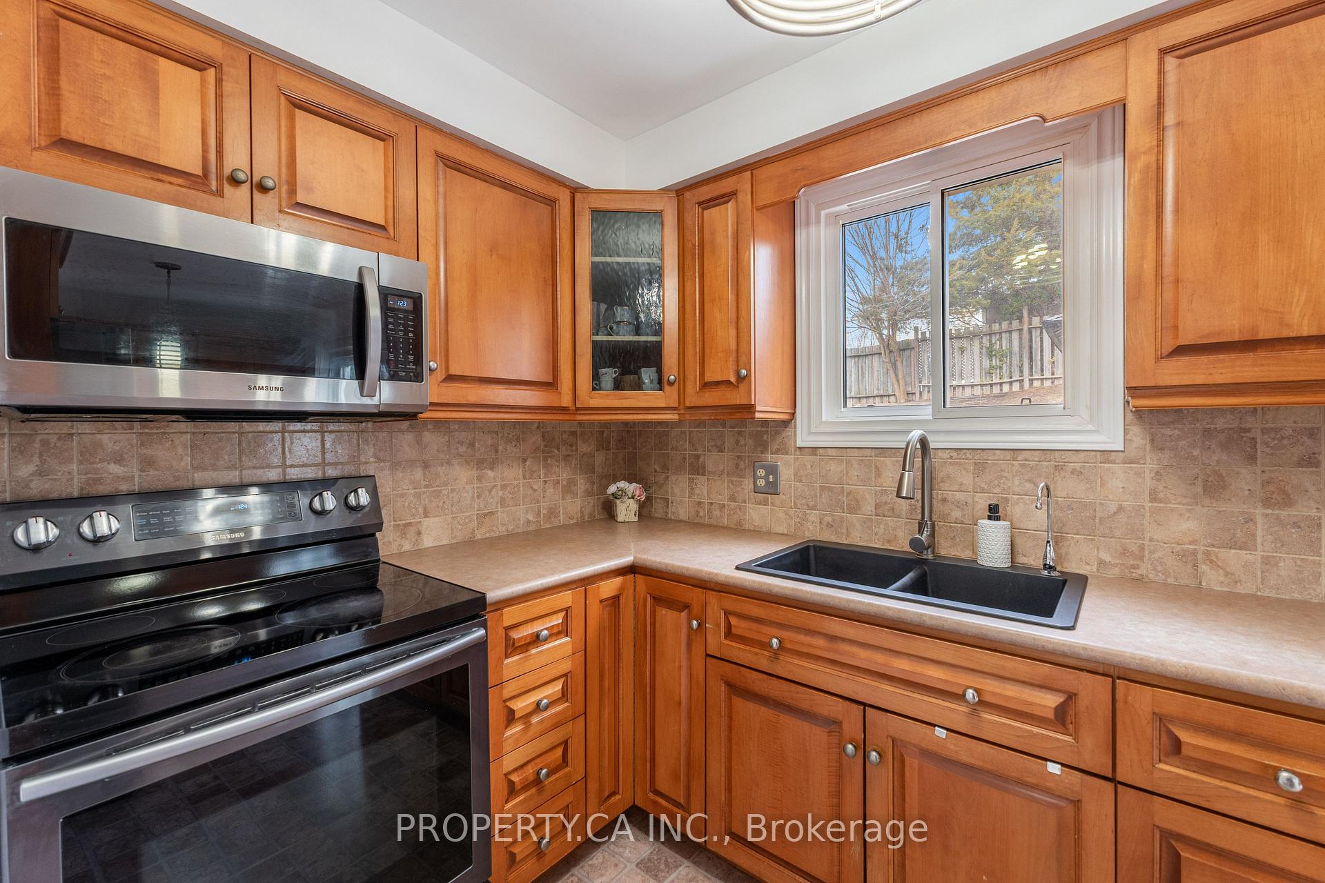 81 Stirling Macgregor Drive