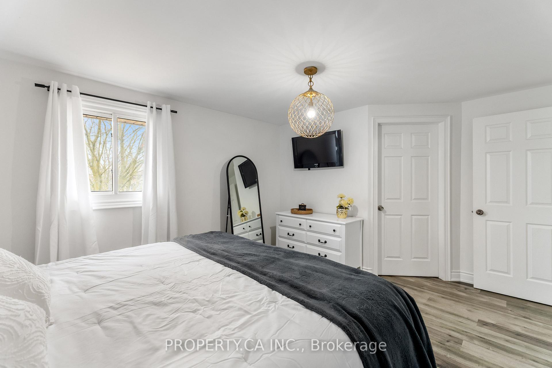 81 Stirling Macgregor Drive