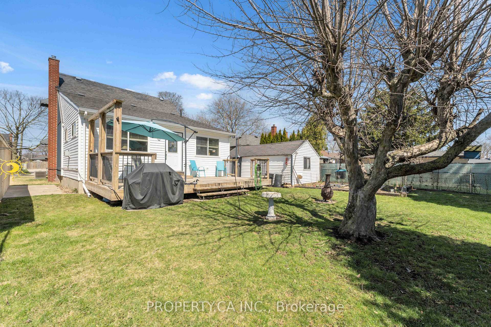 39 McDonald Avenue