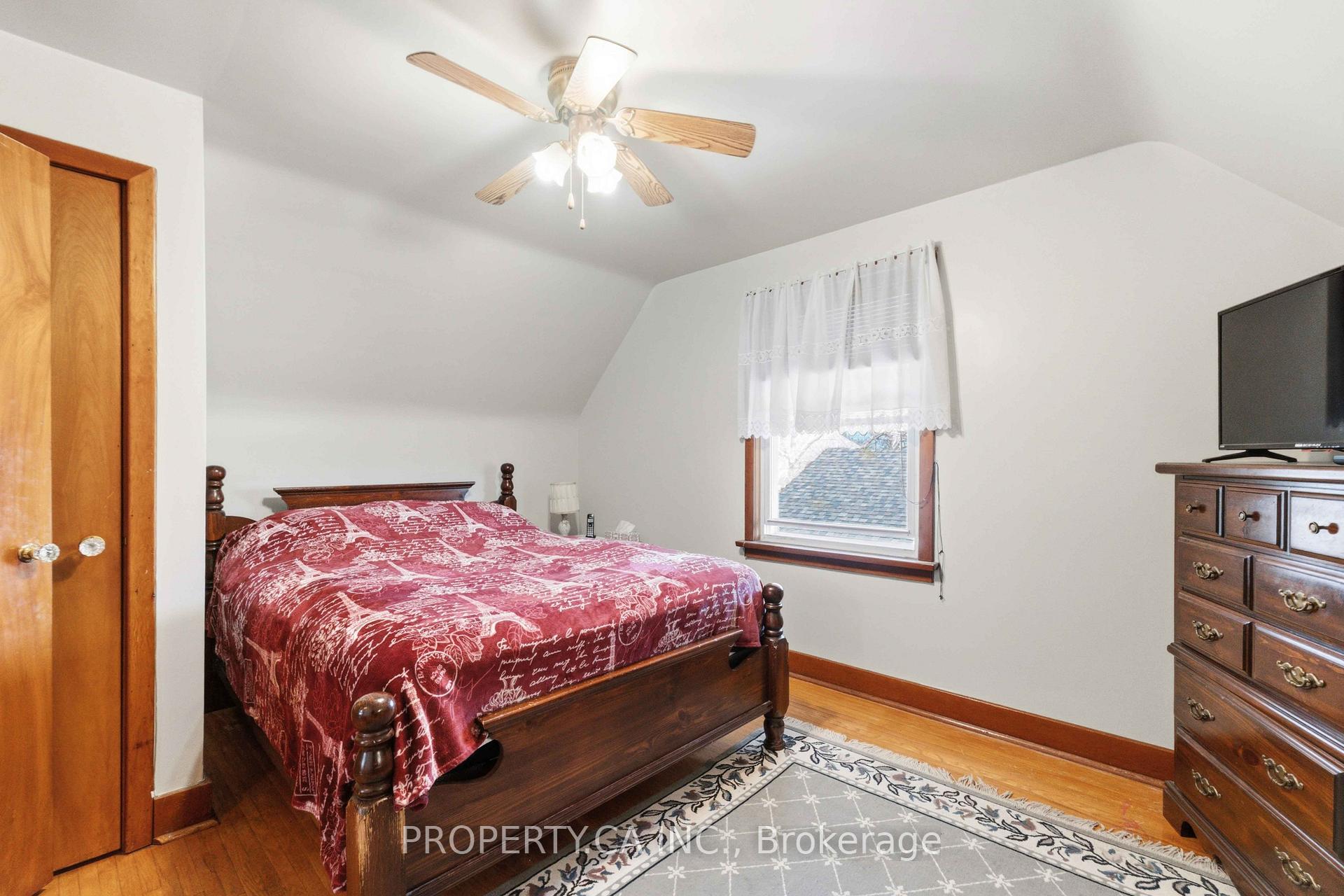 39 McDonald Avenue